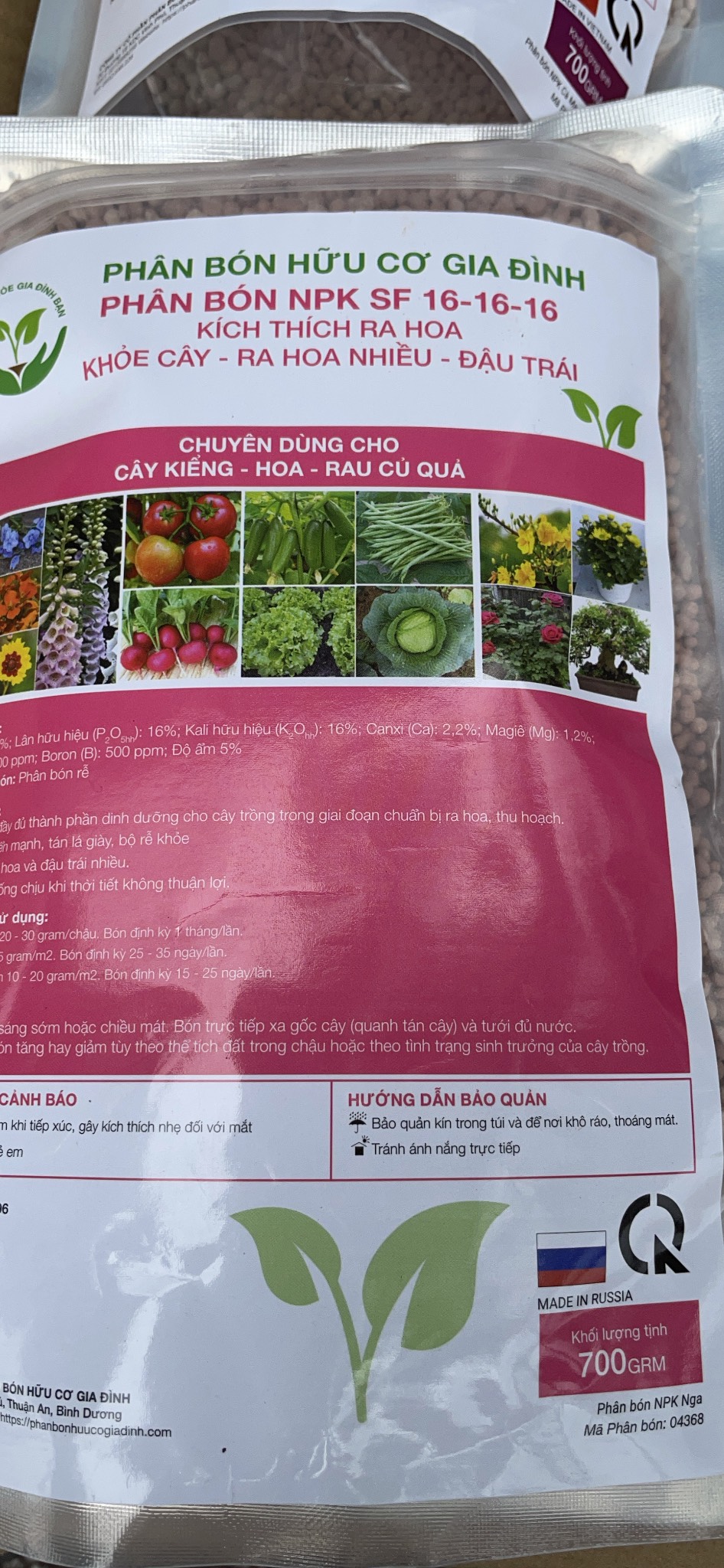 Phân bón NPK cho rau màu cây cảnh 20-10-10 hoặc 16-16-16 gói 700gr