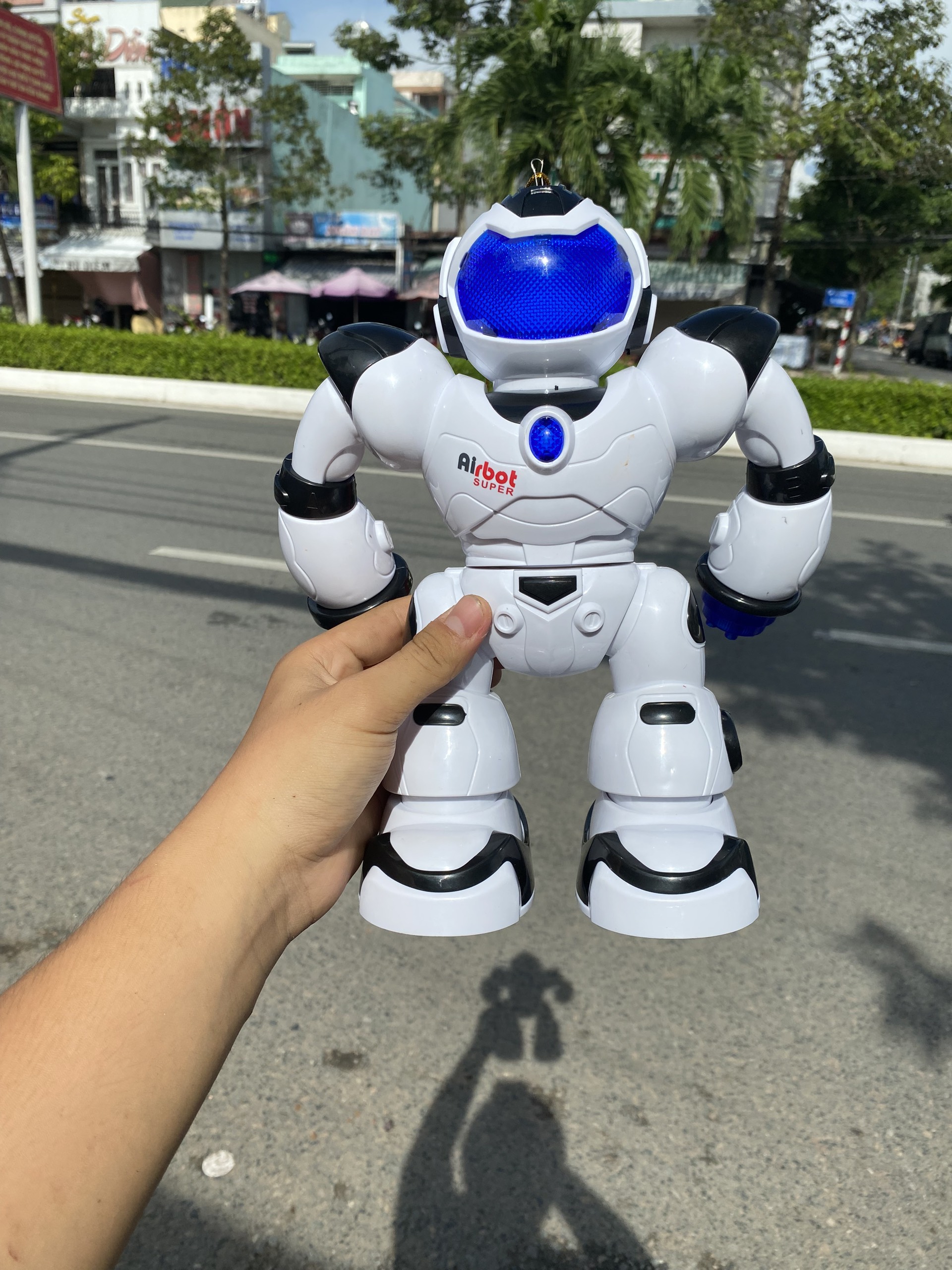 Lồng đèn trung thu điện tử robot trắng