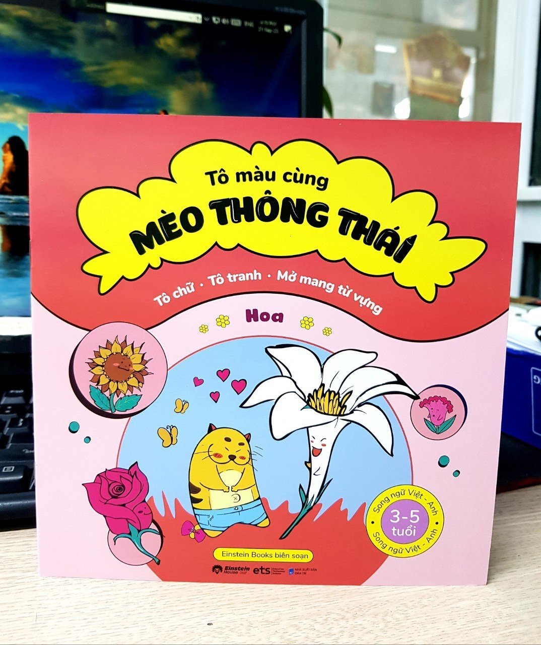 Sách - Tô Chữ - Tô Tranh - Mở Mang Từ Vựng Cho Bé 3-5 Tuổi: Tô Màu Cùng Mèo Thông Thái - Hoa 16K