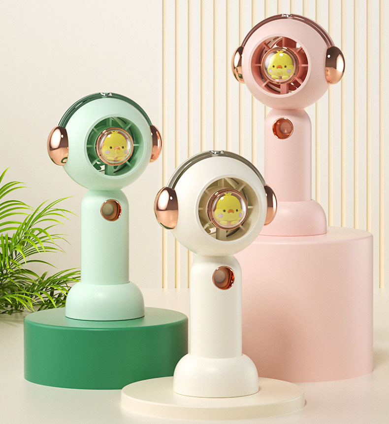 Quạt Cầm Tay Phun Sương Hình Vịt Phi Hành Gia
