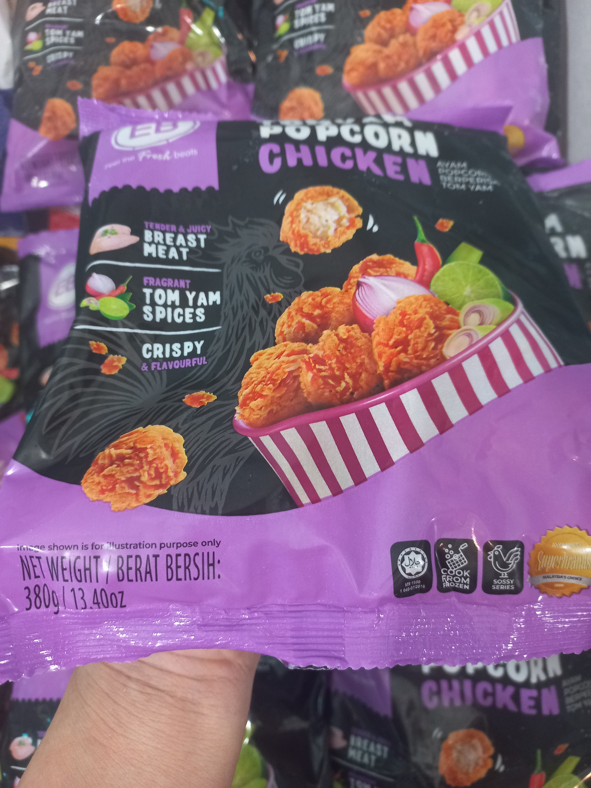 GÀ POPCORN VỊ TOMYUM 380G EB MALAYSIA