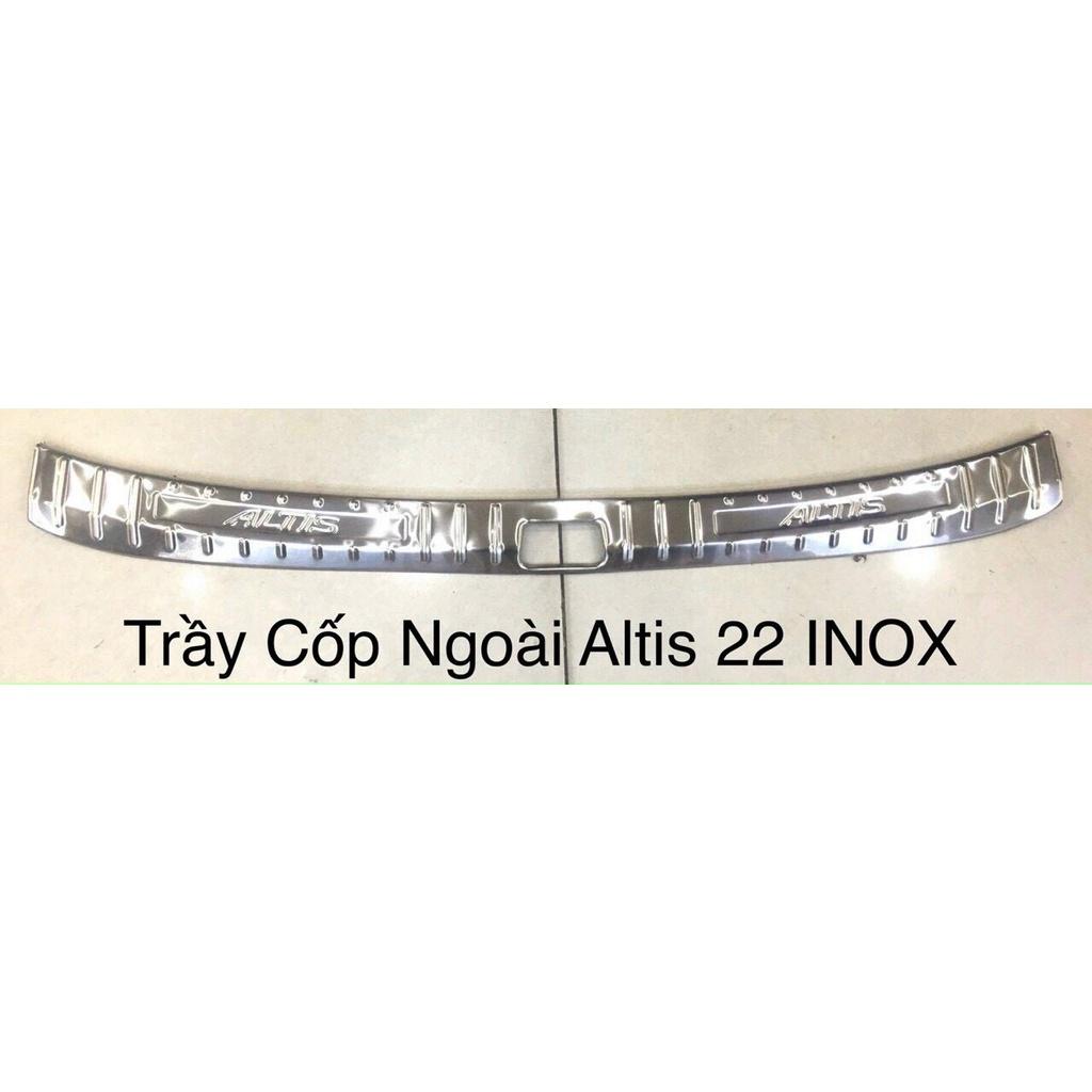 Chống trầy cốp trong ngoài xe Toyota Altis 2022+ inox cao cấp