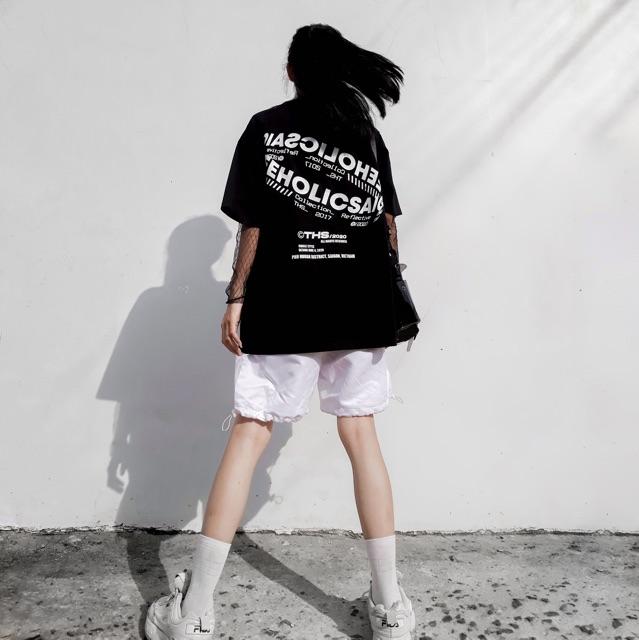 Áo Thun Unisex In Chữ TeeHolic
