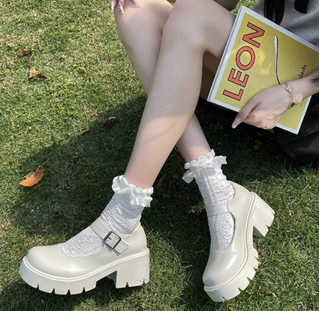 Giày búp bê đế dày