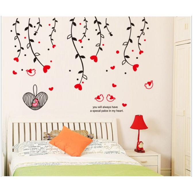 Decal trang trí Rèm dây trái tim đỏ