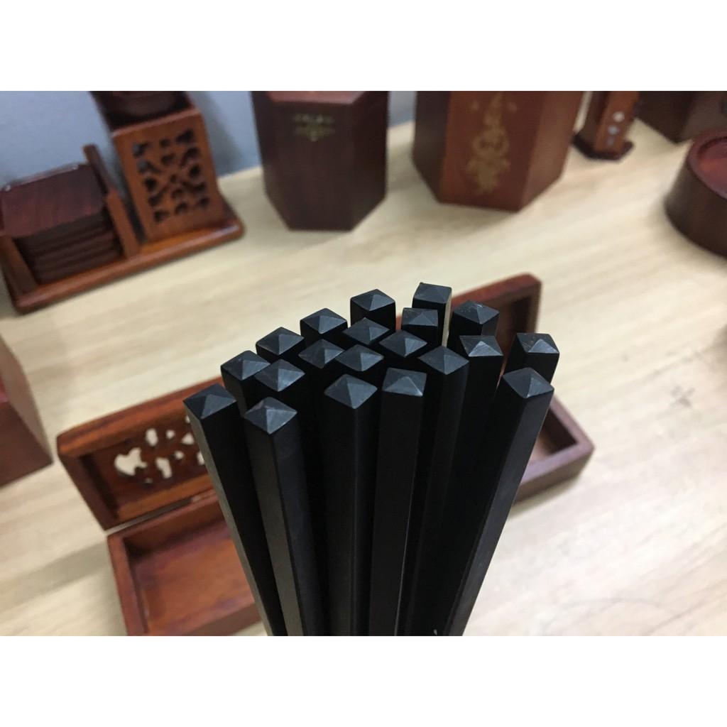 Bộ đũa ăn bằng gỗ mun sừng và hộp gỗ hương