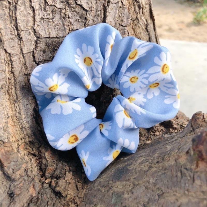 Dây Buộc Tóc Scrunchies Vải Lụa Cao Cấp Họa Tiết Hoa Cúc Xinh Xắn Dễ Thương N05