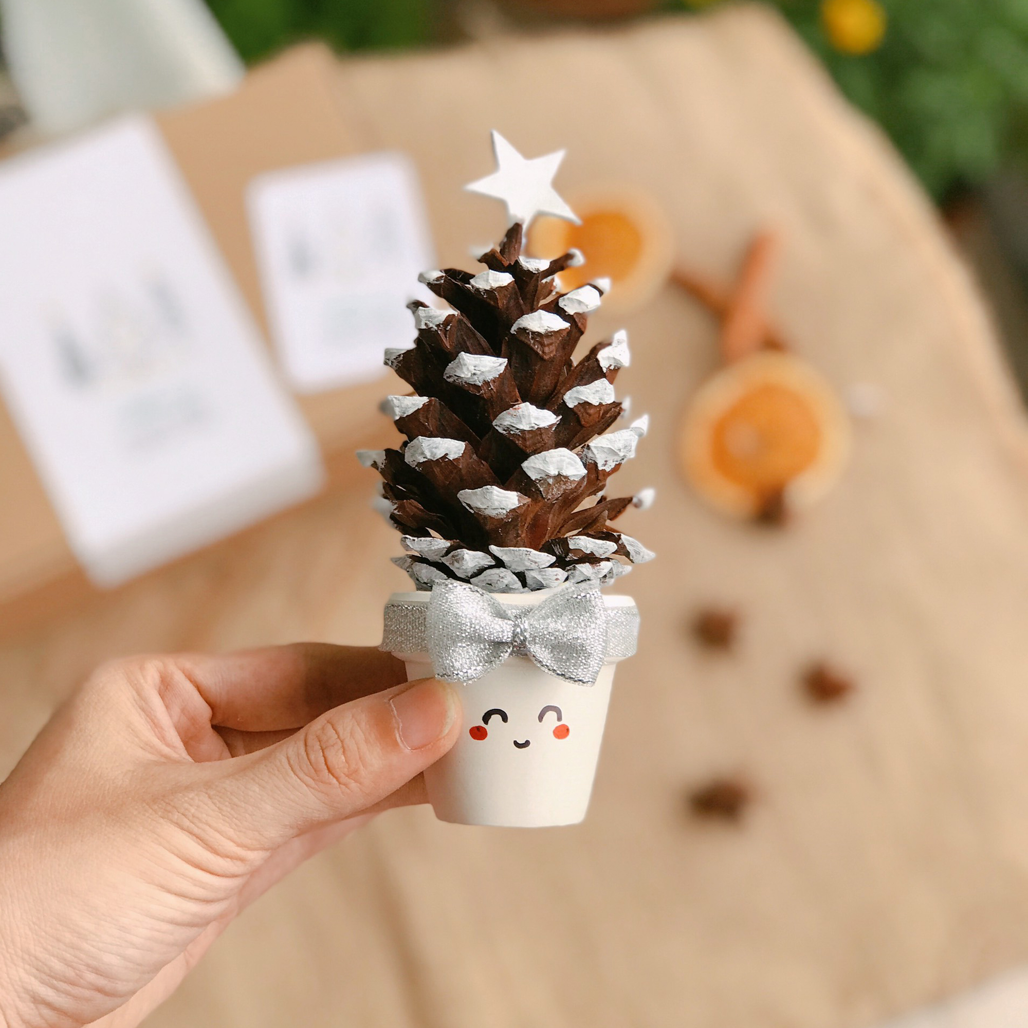  CÂY THÔNG MINI, CÂY THÔNG NOEL TRANG TRÍ TỪ TRÁI THÔNG KHÔ TỰ NHIÊN | DIY PINE CONE CHRISTMAS TREE 