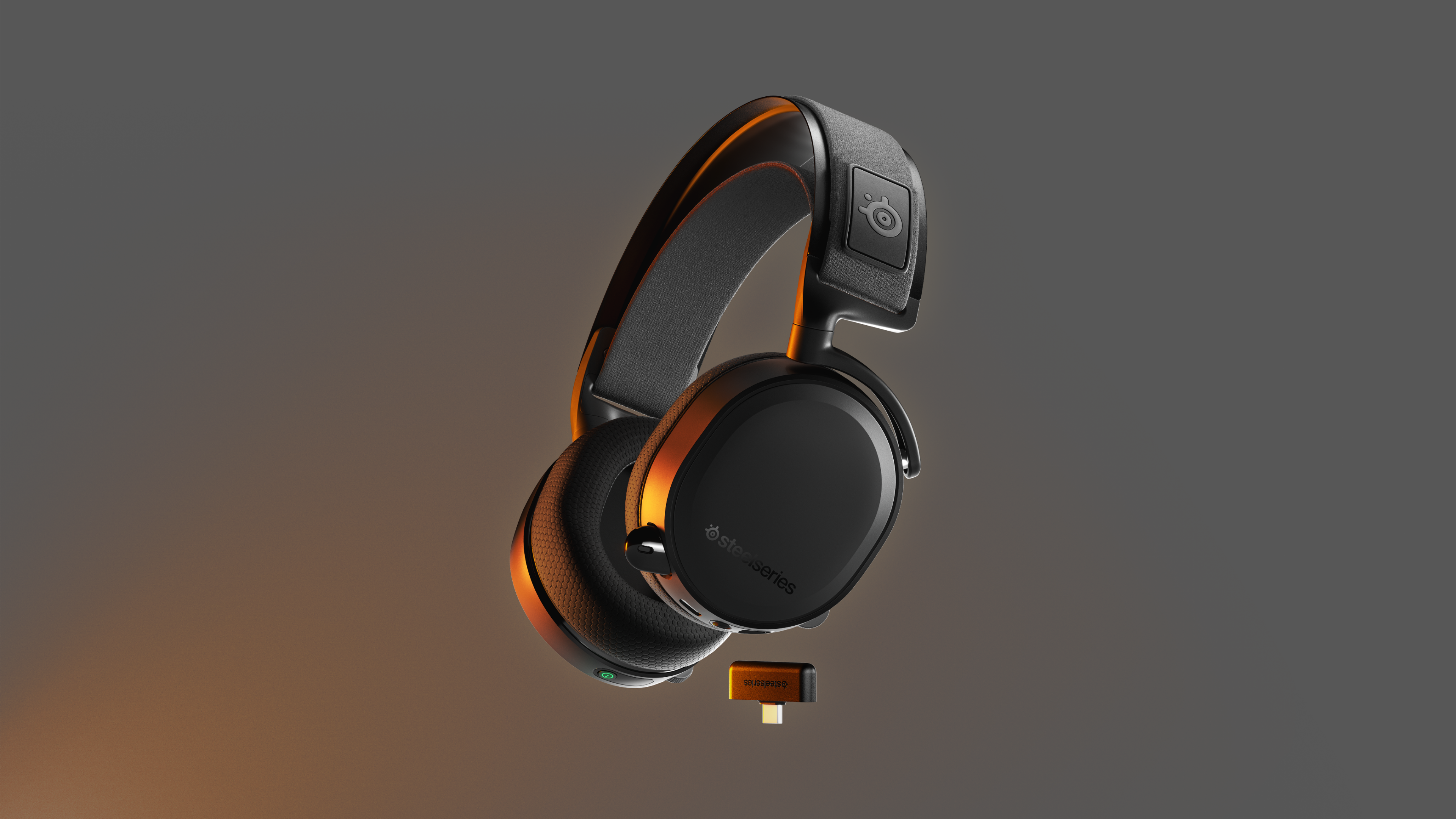 Tai nghe chụp tai gaming không dây SteelSeries Arctis 7+ Wireless màu đen/trắng, thời gian nghe 30H, Hàng chính hãng, Bảo hành 1 năm