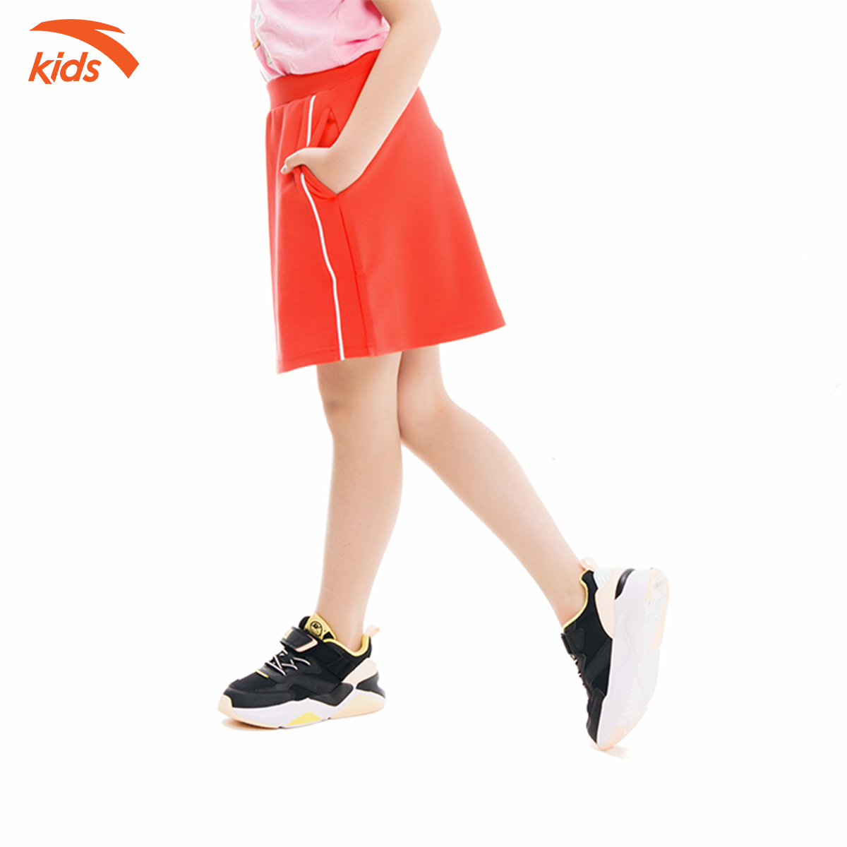 Chân váy ngắn bé gái Anta Kids 362017394-1, kiểu dáng thể thao, chất liệu mềm mịn