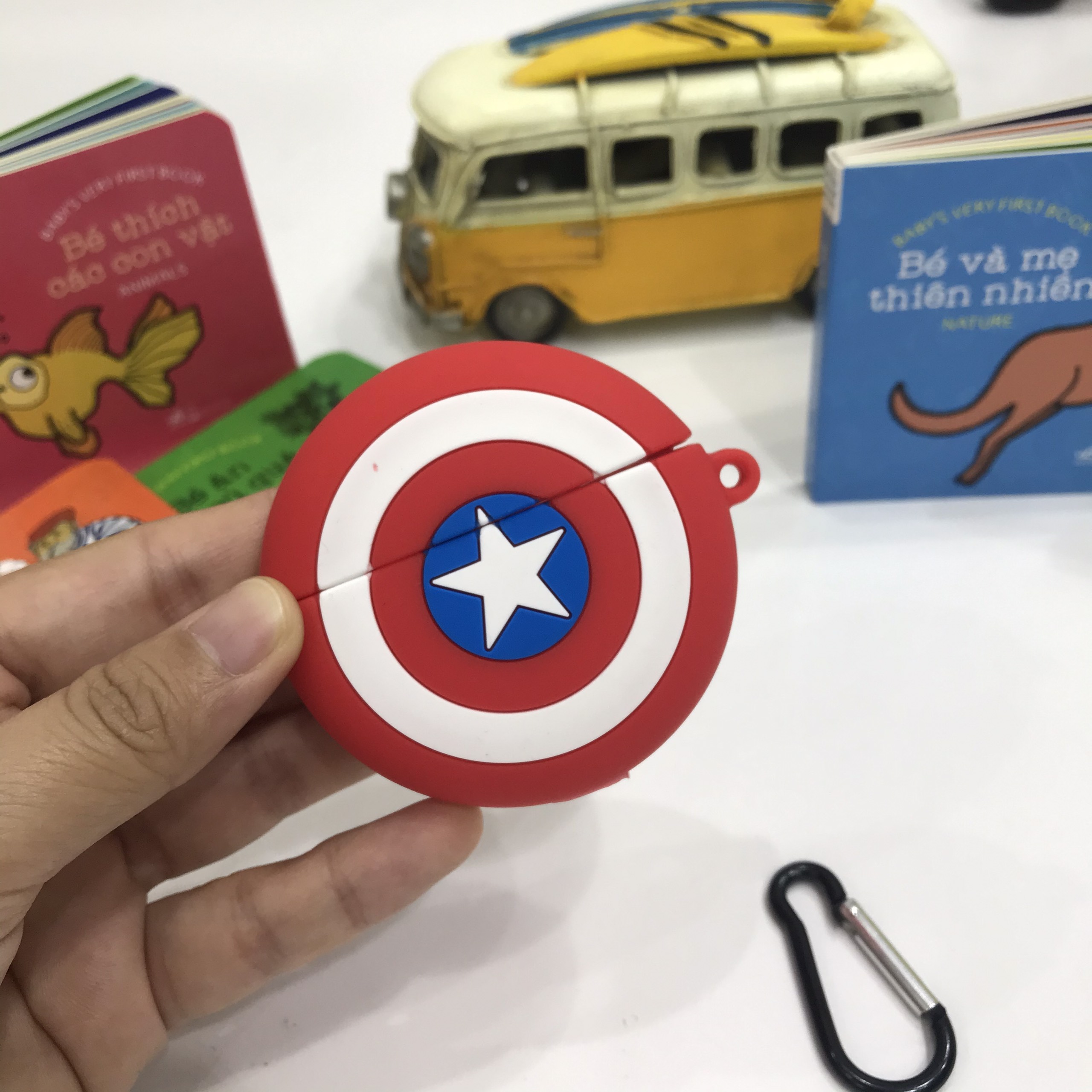 Case Ốp Silicon Dành Cho Tai Nghe Apple Airpods 1/2 - Khiên Captain America - Chống Sốc, Chống Trầy