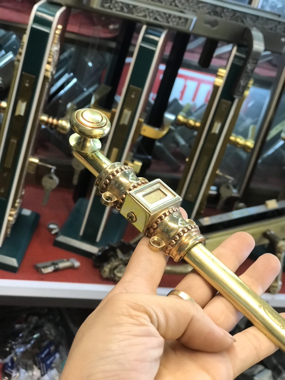 Chốt cửa gỗ bằng đồng 100% 30cm - IN
