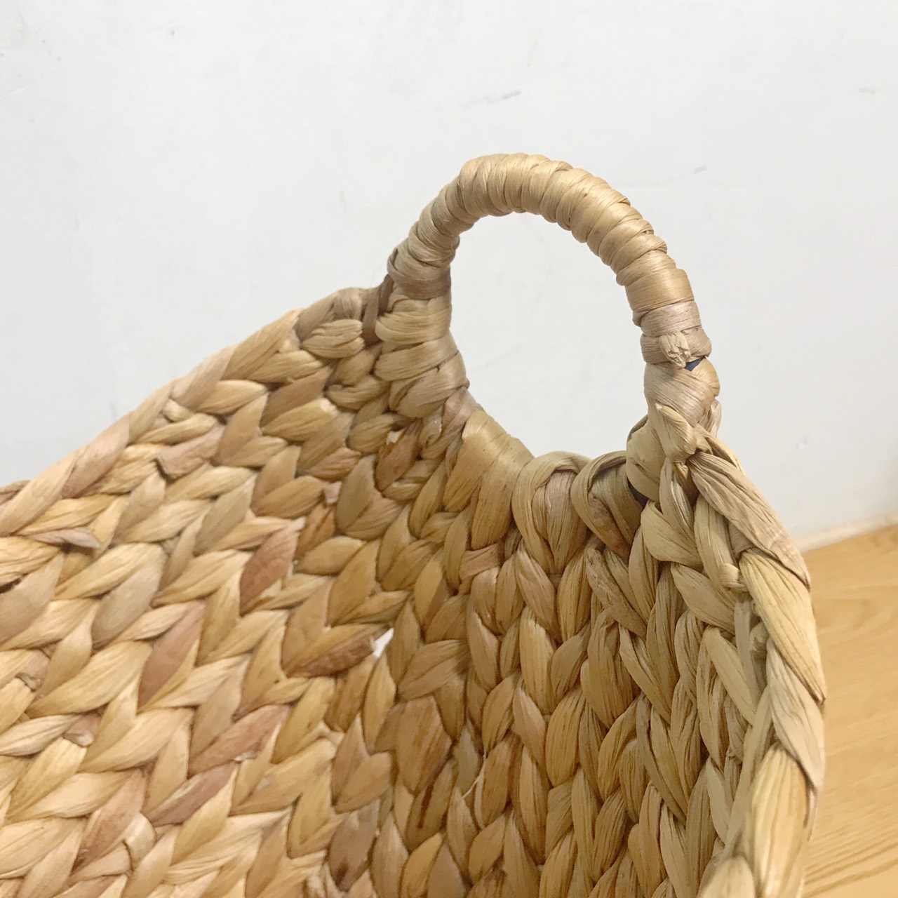 Sọt lục bình (sọt bèo tây) đa năng hình thuyền có quai cầm/ Water hyacinth storage basket with handles