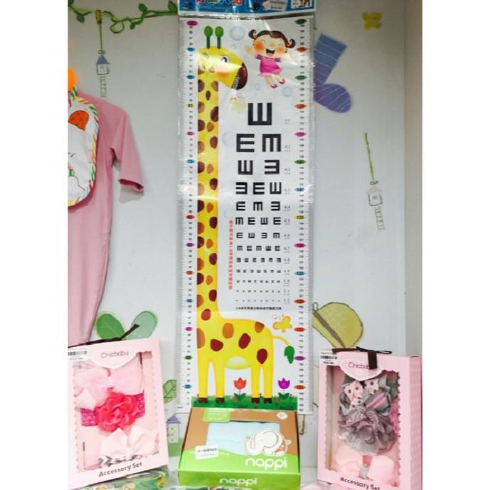Decal dán tường đo chiều cao ngộ nghĩnh cho bé