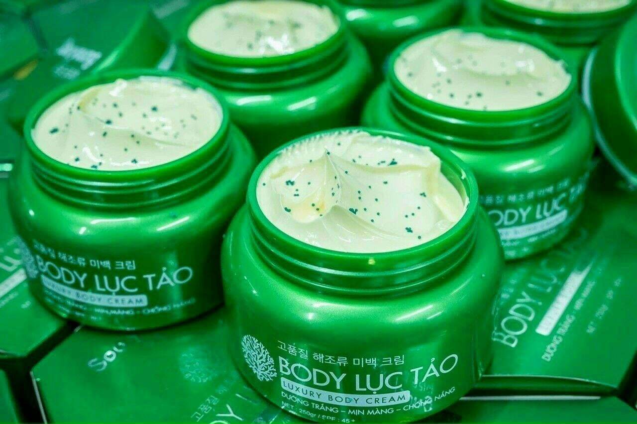Kem Body Lục Tảo Luxury Body Cream Dưỡng Trắng Da SOO YOUNG