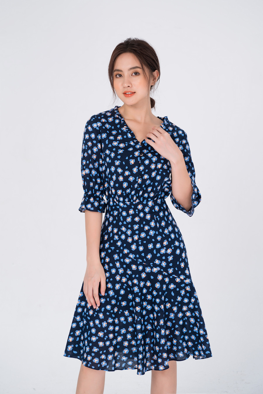 De Leah - Đầm Xoè Tay Lỡ Cổ Bèo Nhí Hoa