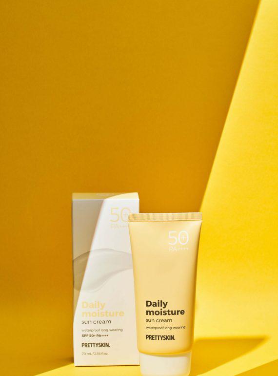 Kem chống nắng Daily Moisture Sun Cream Prettyskin 70ml (vàng)