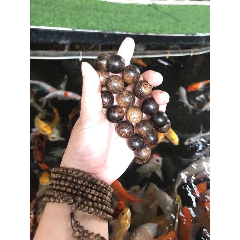 Vòng tay trầm hương sánh chìm nước thơm dịu 10-20li