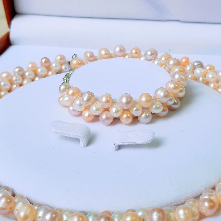 Vòng Tay Ngọc Trai Nước Ngọt Thiên Nhiên Cao Cấp - Chuỗi Kết Hoa Đa Sắc - Trang Sức Cô Tấm - VILA PEARL - Nhiều Màu - CTJ4211