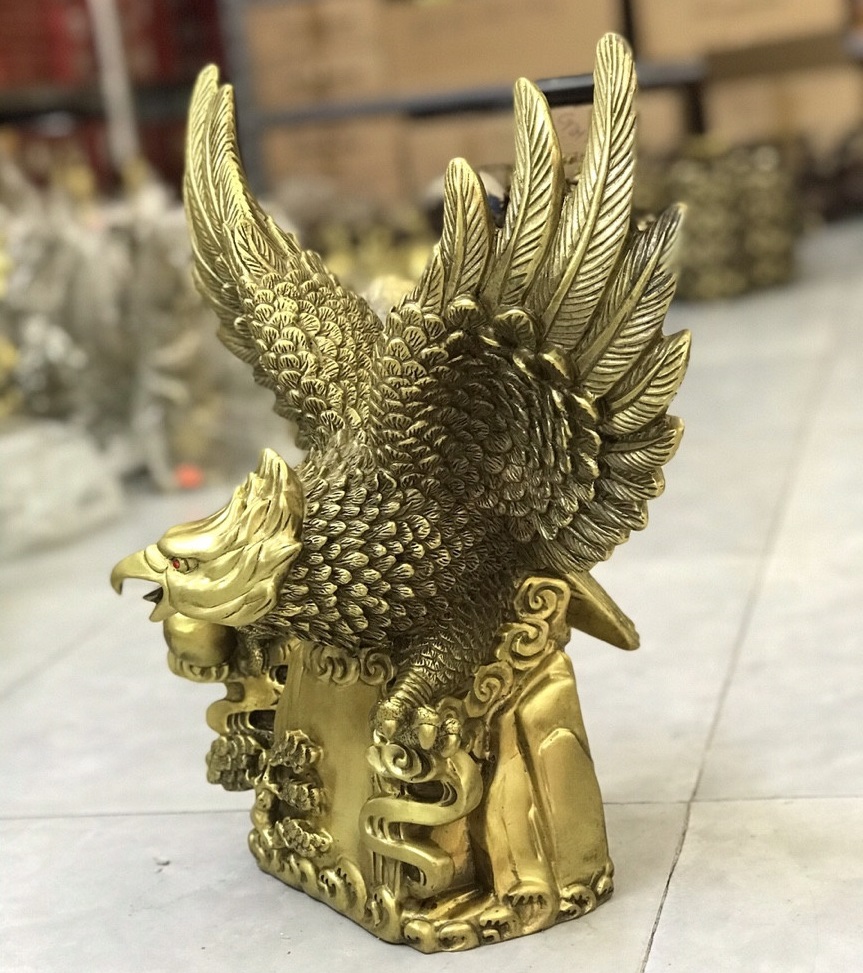 Tượng Đại bàng cắp ngọc bằng đồng MS300