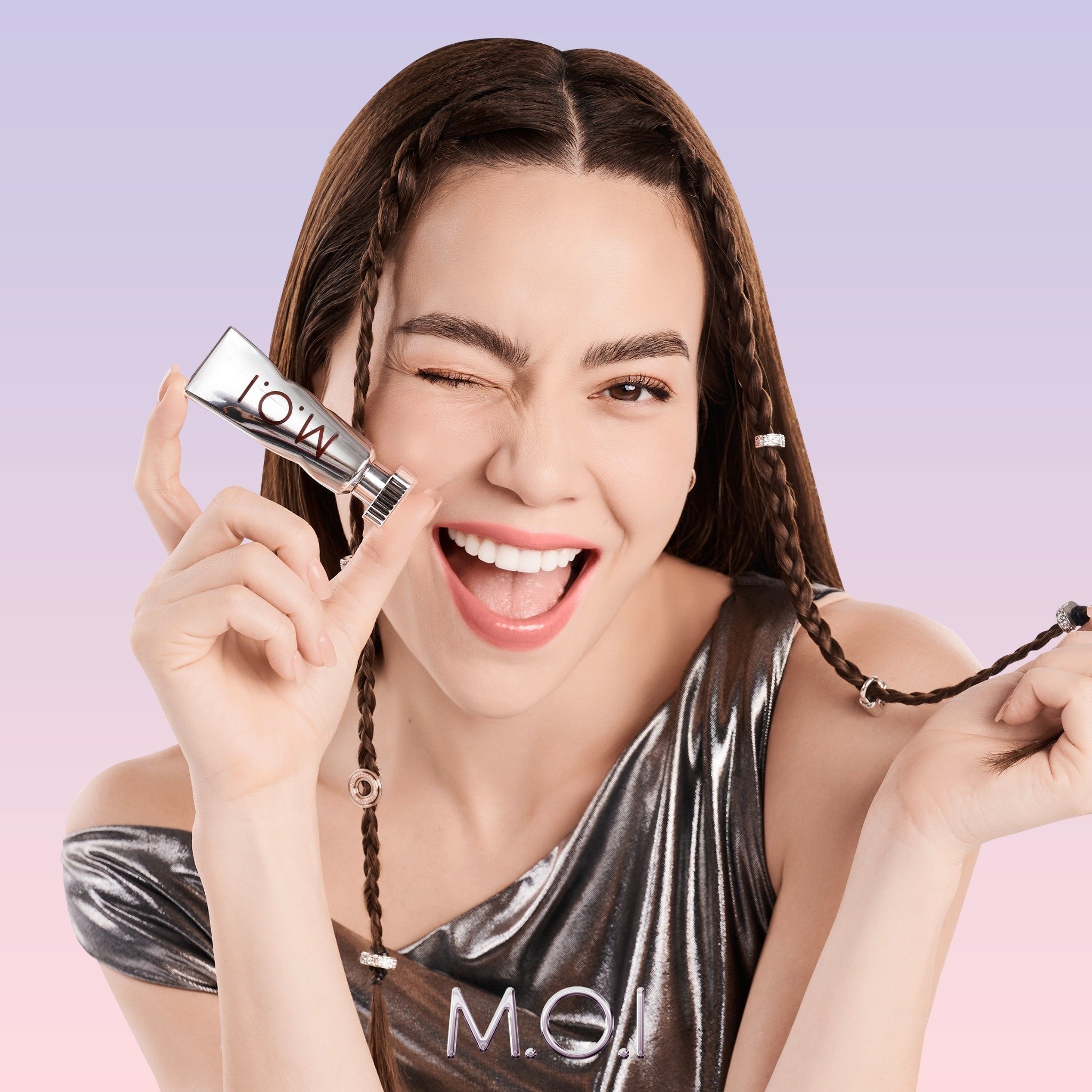 SON DƯỠNG CÓ MÀU JELLY LIPGLOSS M.O.I HỒ NGỌC HÀ