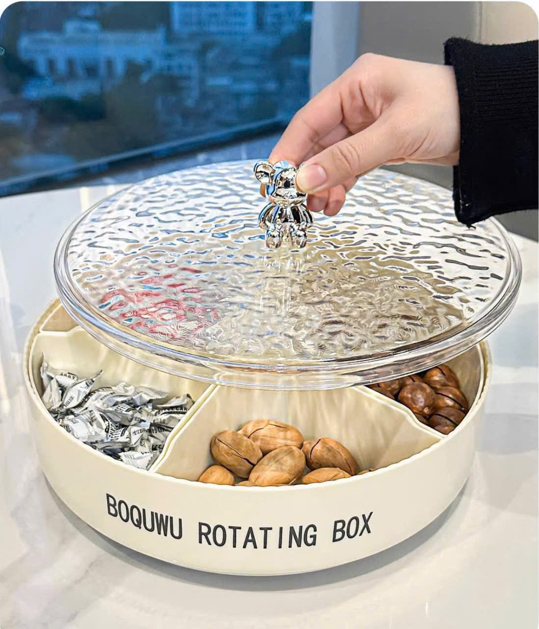 Khay Đựng Bánh Kẹo Mứt Tết 6 Ngăn Xoay 360° Nắp Trong Suốt – Hộp Đựng Kẹo Quay Tròn Decor Gấu Cao Cấp - HÀNG CHÍNH HÃNG MINIIN