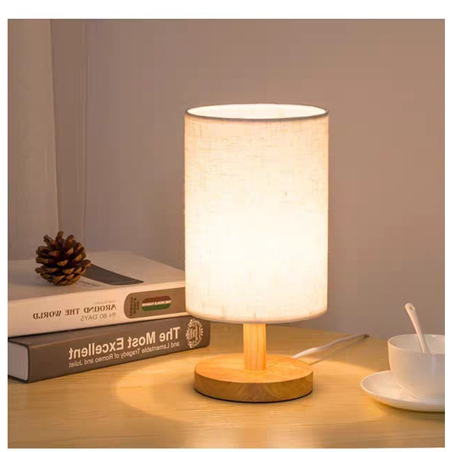 Đèn bàn nấm chao vải , thân gỗ decor trang trí bàn tab phòng ngủ