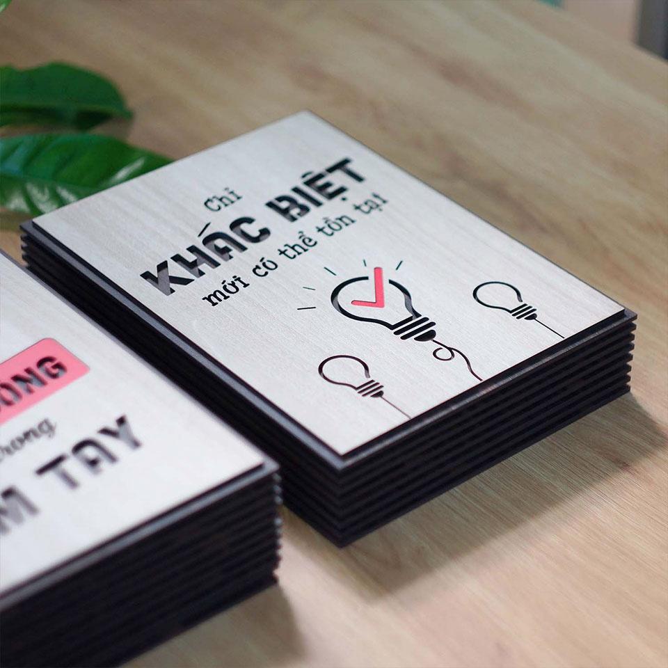 Tranh slogan trang trí văn phòng TBIG127 - Tranh tạo động lực chỉ khác biệt mới có thể tồn tại