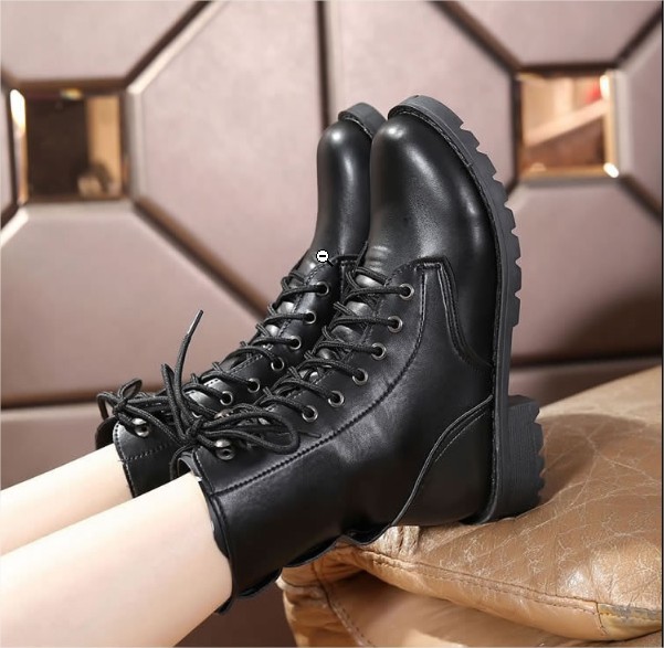 Giày boot nữ cao cổ phong cách ulzzang đế cao 2cm B140D