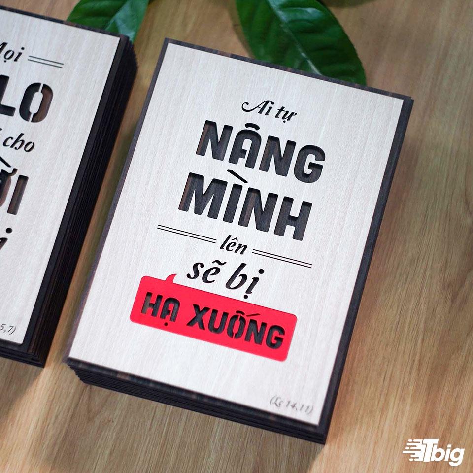 Tranh công giáo TBIG-CG003: Ai tự nâng mình lên sẽ bị hạ xuống 20x27cm