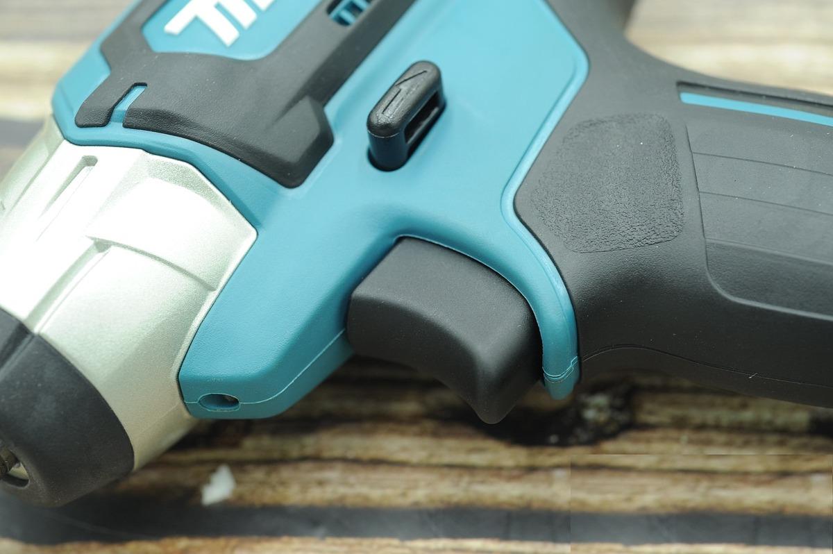 MÁY SIẾT BULONG DÙNG PIN 3/8 140 NM MAKITA TW140DSYEX - HÀNG CHÍNH HÃNG