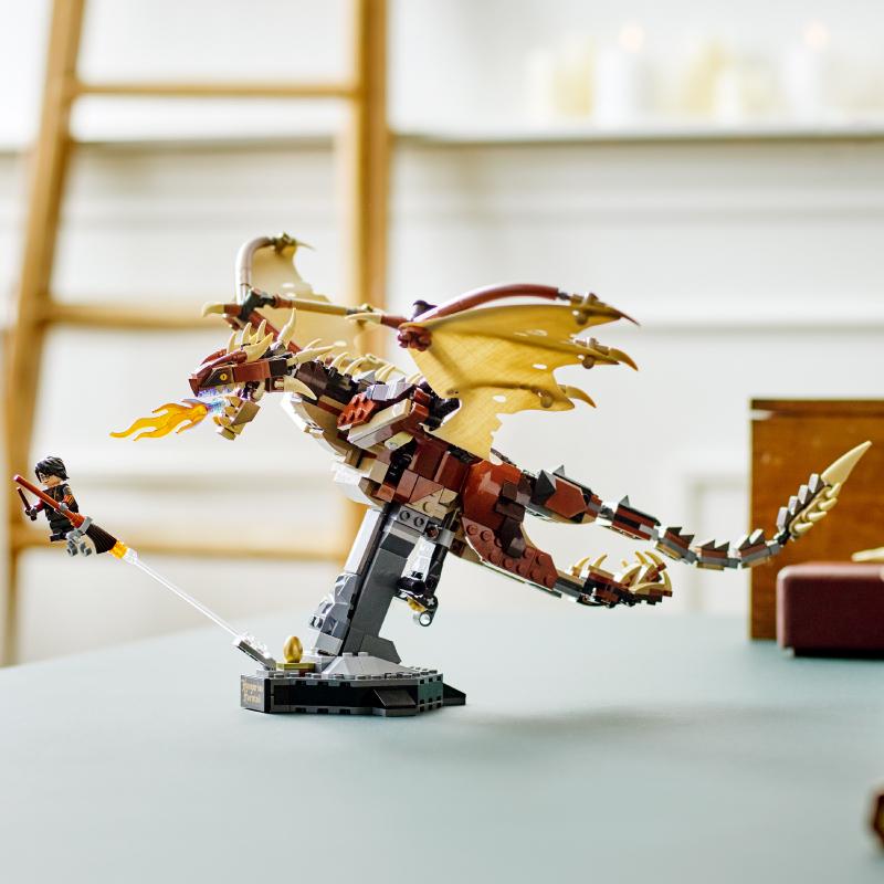 Đồ Chơi Lắp Ráp LEGO Harry Porter Rồng Đuôi Gai Hungary 76406