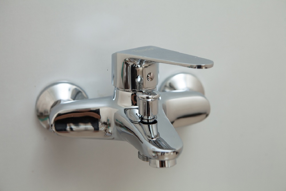 Vòi sen nóng lạnh đồng mạ crom niken cao cấp Juno Sofa Teady SCT103