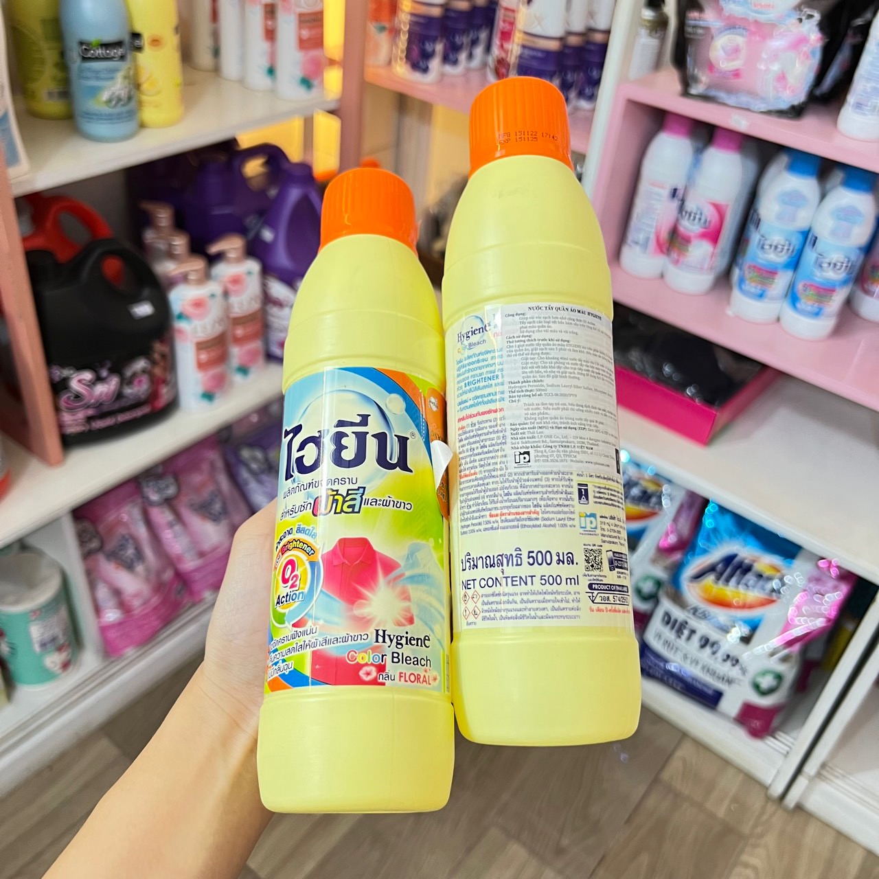 Thuốc Tẩy Trắng Tẩy Màu Quần Áo Thái Lan Màu Hygine 500ml