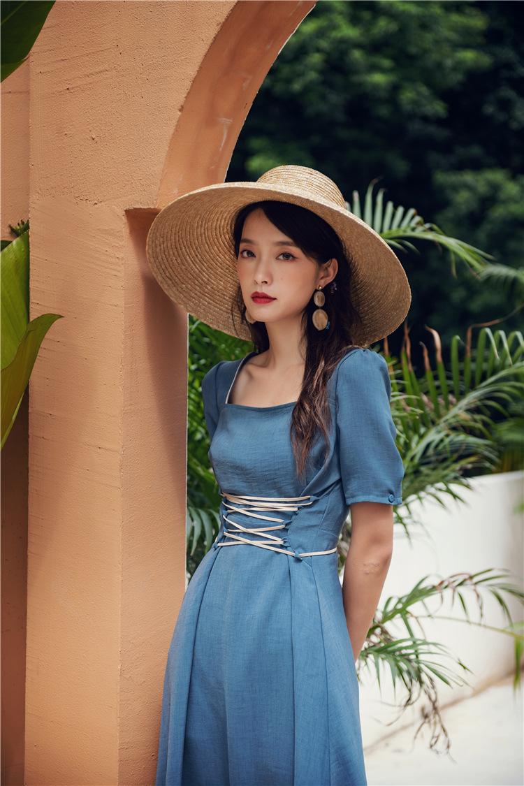 Đầm Nữ Dáng Dài Cổ Vuông Phong Cách Retro