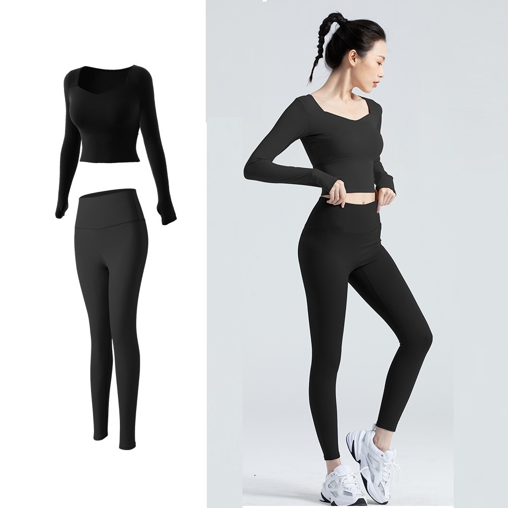 Bộ đồ tập gym nữ 2 món, áo croptop có mút đệm và quần ôm body, tôn dáng