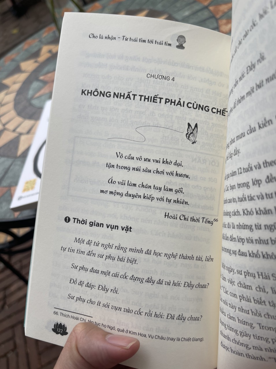 CHO LÀ NHẬN: Lo ít đi và làm nhiều hơn – Đại Sư Tinh Vân – Lê Minh Châu dịch – Bizbooks – NXB Hồng Đức