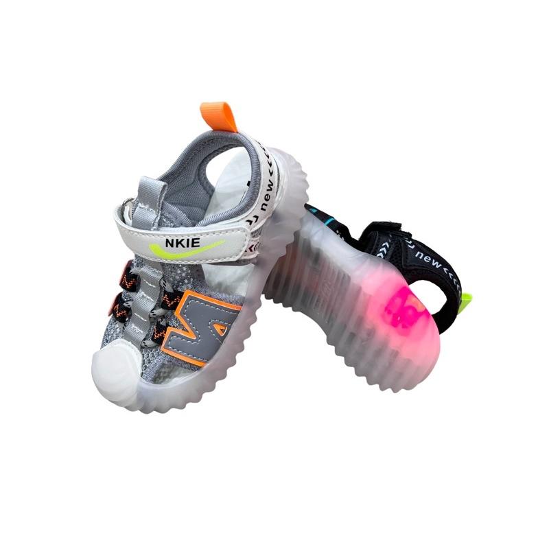 Sandal bé trai rọ chữ N đèn hàng cao cấp