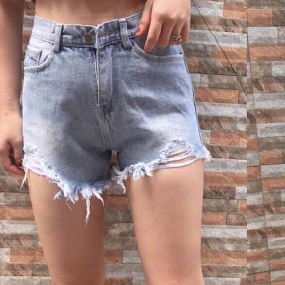 QUẦN SHORT JEAN NỮ RÁCH MÀU XANH THỜI TRANG QSN03