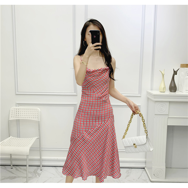 Đầm 2 dây họa tiết caro quyến rũ - A18F