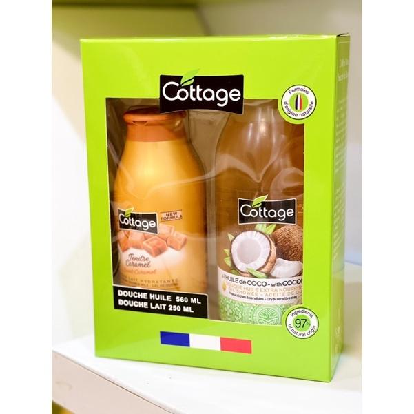 Combo Hộp Quà Tặng 2 Món sữa tắm Dưỡng ẩm Cottage 250ml Hương Caramel và 560ml Hương dừa