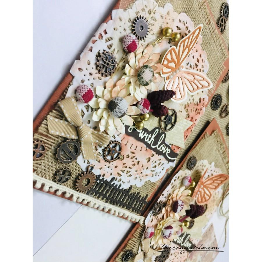 Thiệp vinatge mặt đồng và bướm With love 15x20cm