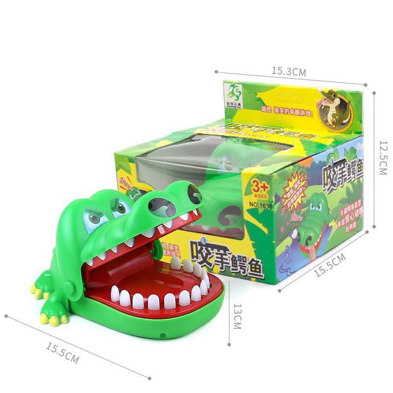 Đồ chơi khám răng cá sấu + tặng đồ chơi con quay giải trí 3 cánh