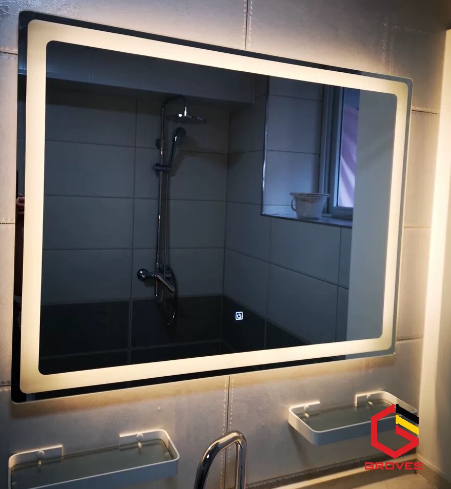 GƯƠNG TREO PHÒNG TẮM CẢM ỨNG ĐÈN LED CHỮ NHẬT CAO CẤP 700x500 cm (có nút cảm ứng bật tắt)