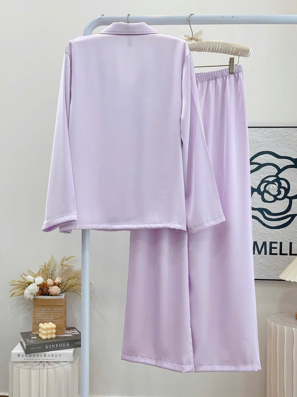 Bộ Đồ Ngủ B971 Lụa Quảng Châu Trơn Đính Đá Sang Trọng
