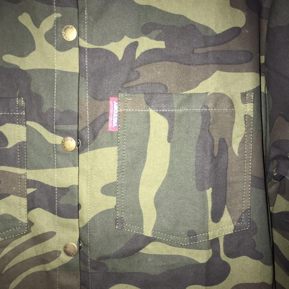 Áo sơ mi tay dài họa tiết camo