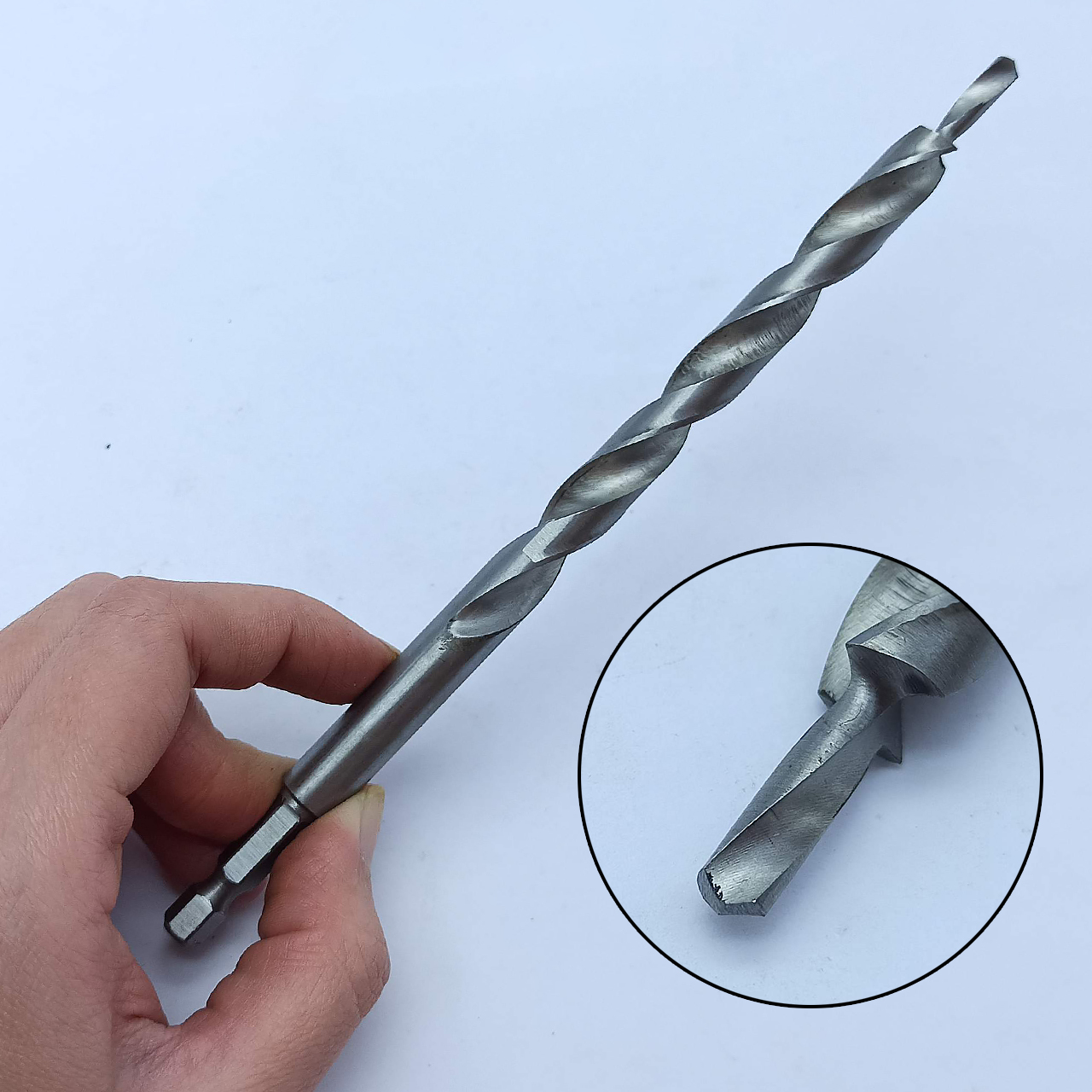 Mũi khoan xiên 2 tầng trụ xoắn trắng 4.2-9.5mm chuôi lục dài 180mm
