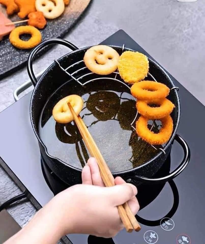 NỒI CHIÊN SÂU LÒNG  TẶNG KÈM GÁC DẦU