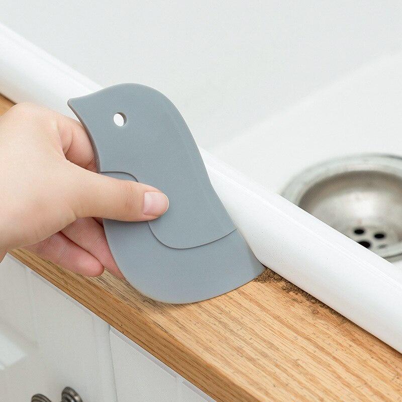 1PC Multi-function Oil Scraper Cartoon Kitchen Bathroom Stove Dirt Decontamination Scraper Cake Baking Tool Oil Plate Scraper