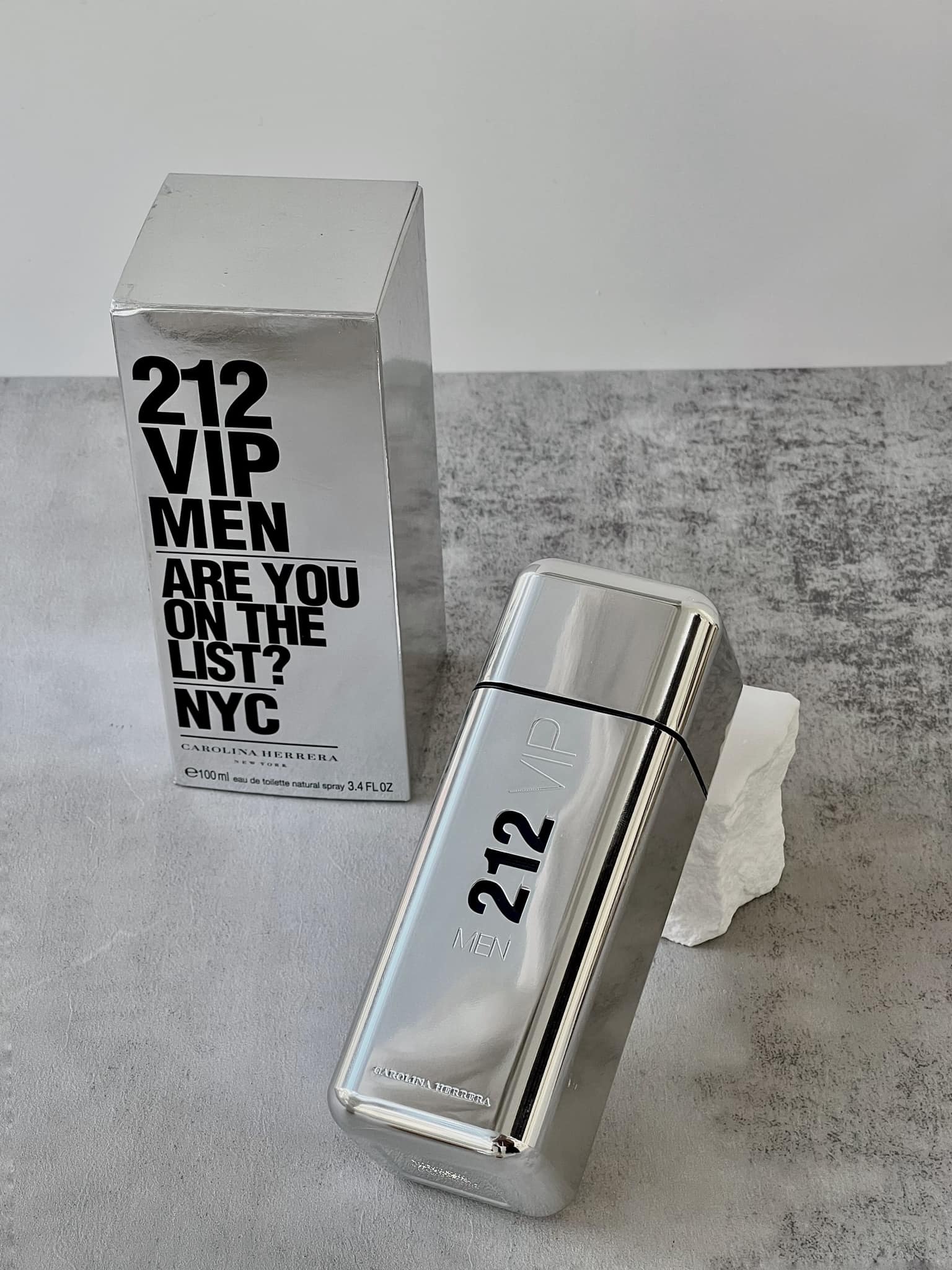 Nước Hoa Nam Carolina Herrera 212 Vip Men Edt 100Ml